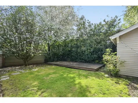 205 SE 32nd Avenue Portland OR 97214