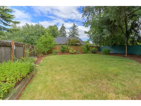 928 SE Davis Street Mcminnville OR 97128