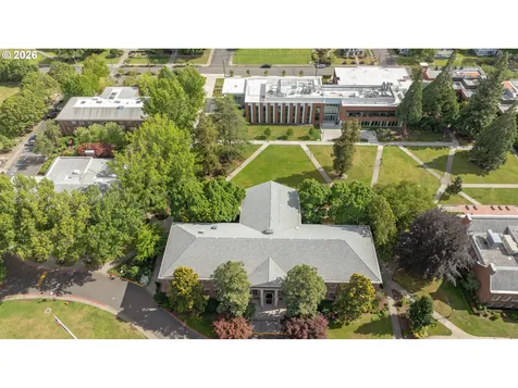 928 SE Davis Street Mcminnville OR 97128