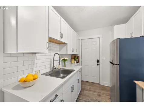928 SE Davis Street Mcminnville OR 97128
