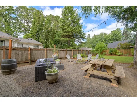 928 SE Davis Street Mcminnville OR 97128