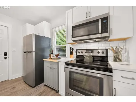 928 SE Davis Street Mcminnville OR 97128