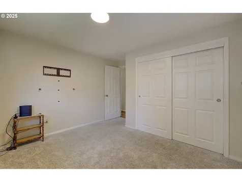 1116 NW 75th Circle Vancouver WA 98665