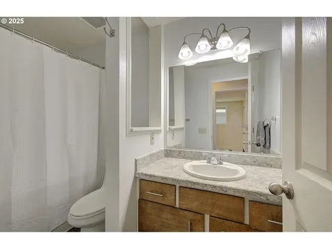1116 NW 75th Circle Vancouver WA 98665