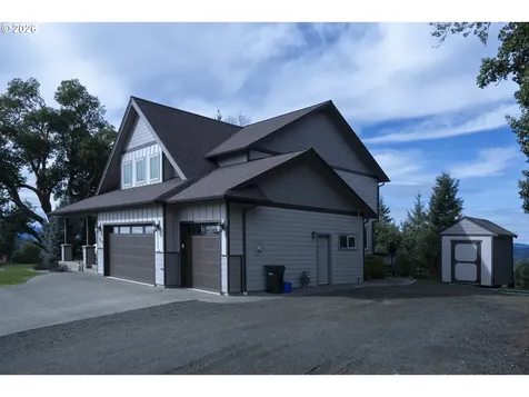 1252 Southridge Way Roseburg OR 97470
