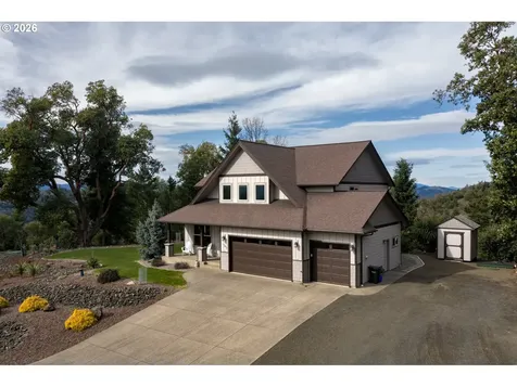 1252 Southridge Way Roseburg OR 97470