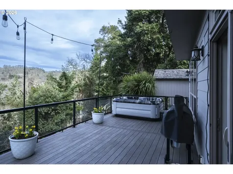 1252 Southridge Way Roseburg OR 97470