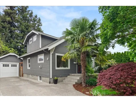 1845 SE Reedway Street Portland OR 97202