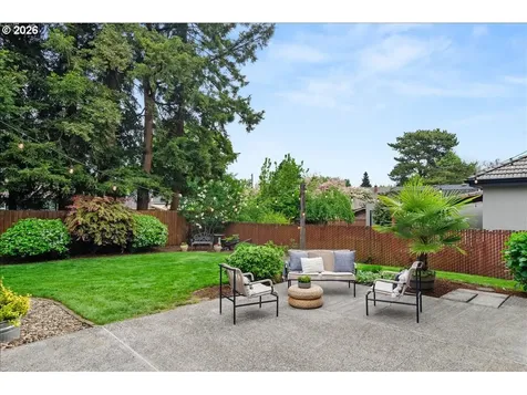 1845 SE Reedway Street Portland OR 97202