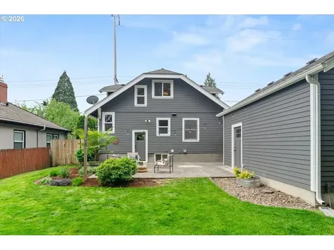 1845 SE Reedway Street Portland OR 97202