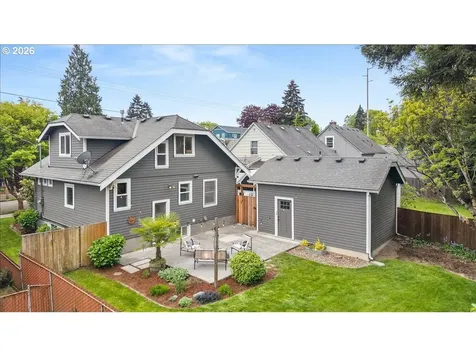 1845 SE Reedway Street Portland OR 97202