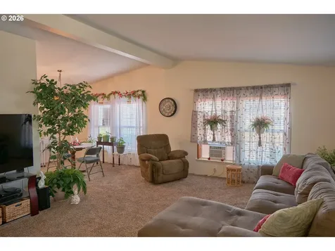 1699 N Terry Street Eugene OR 97402