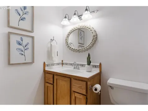 8872 SW 78th Place Portland OR 97223