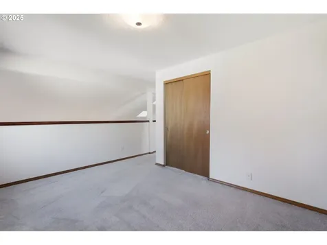 8872 SW 78th Place Portland OR 97223