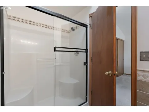 8872 SW 78th Place Portland OR 97223