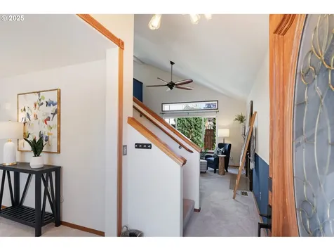 8872 SW 78th Place Portland OR 97223