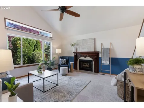 8872 SW 78th Place Portland OR 97223