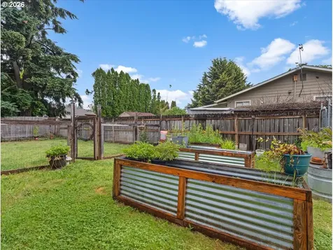 15600 NE 18th Street Vancouver WA 98684