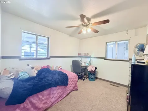 1688 NW Eden Street Roseburg OR 97470