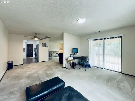 4721 Windemere Street Longview WA 98632