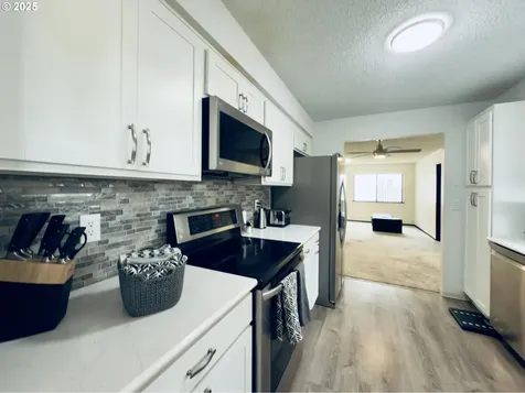 4721 Windemere Street Longview WA 98632