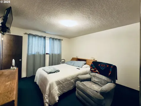 4721 Windemere Street Longview WA 98632