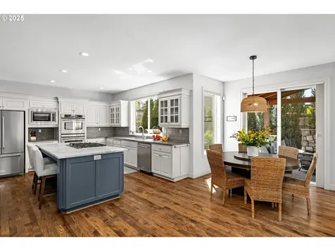 2012 NW 127th Place Portland OR 97229