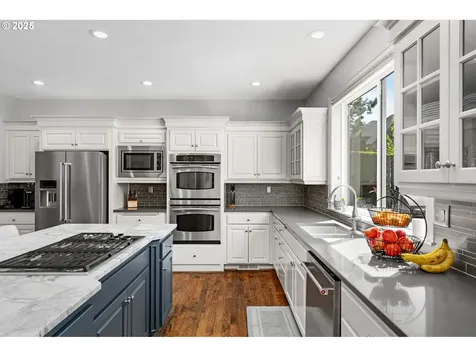 2012 NW 127th Place Portland OR 97229