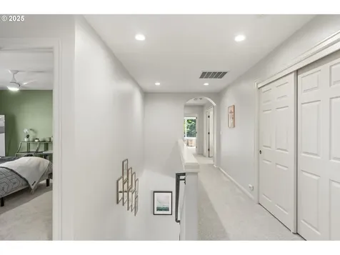 2012 NW 127th Place Portland OR 97229
