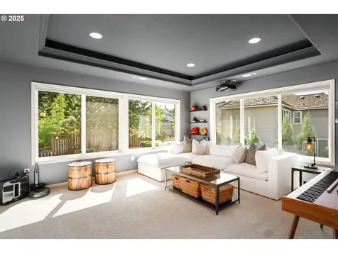 2012 NW 127th Place Portland OR 97229