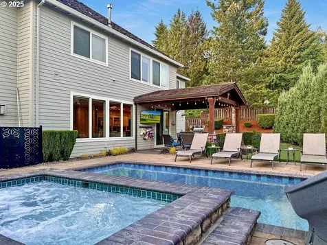 2012 NW 127th Place Portland OR 97229
