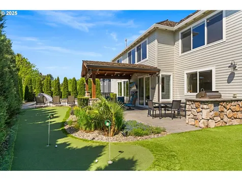 2012 NW 127th Place Portland OR 97229