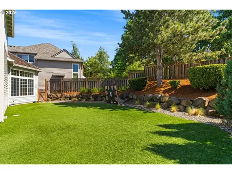 2012 NW 127th Place Portland OR 97229
