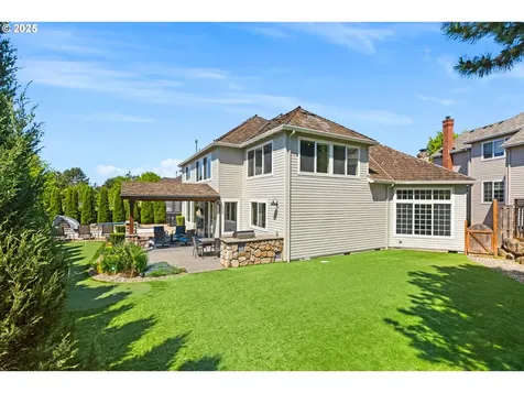 2012 NW 127th Place Portland OR 97229