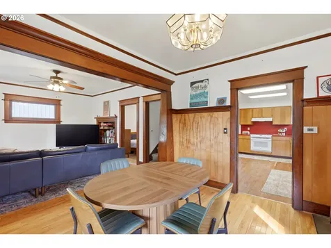 7503 SE Martins Street Portland OR 97206