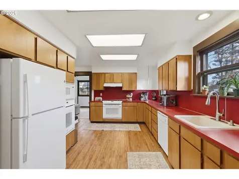 7503 SE Martins Street Portland OR 97206