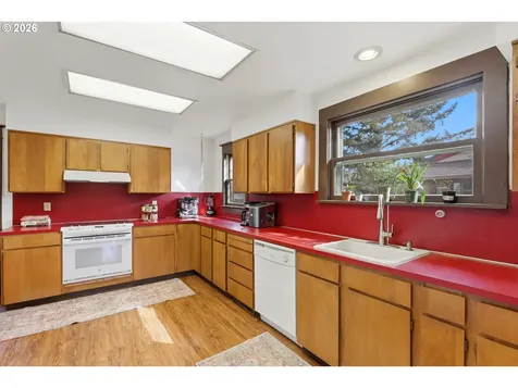 7503 SE Martins Street Portland OR 97206