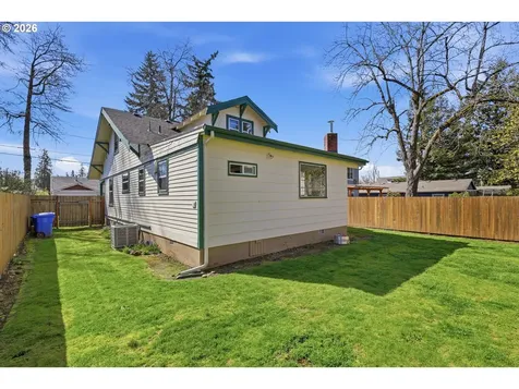 7503 SE Martins Street Portland OR 97206