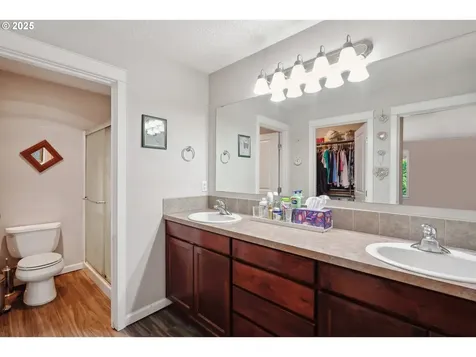 114 10th Street Jefferson OR 97352
