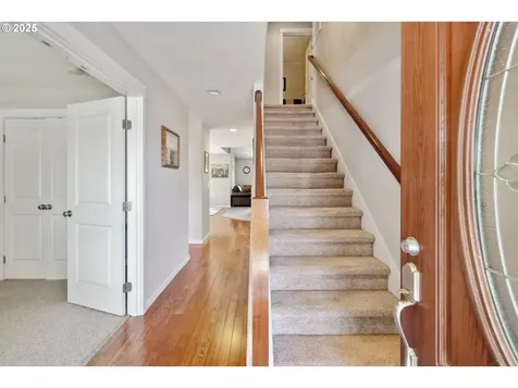 114 10th Street Jefferson OR 97352