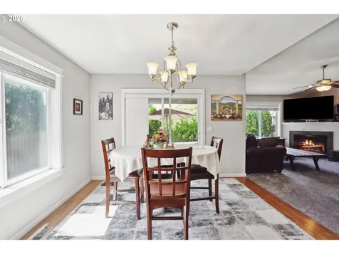 114 10th Street Jefferson OR 97352