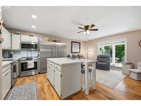 490 N Hayden Island Drive Portland OR 97217