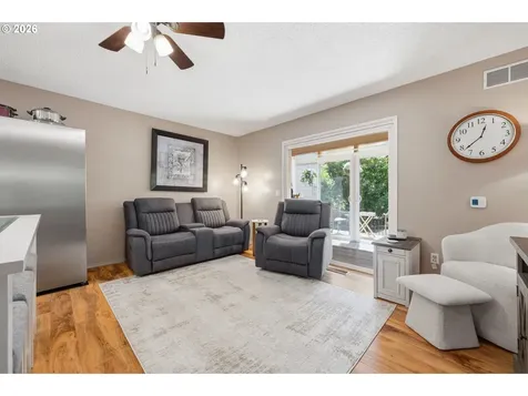 490 N Hayden Island Drive Portland OR 97217