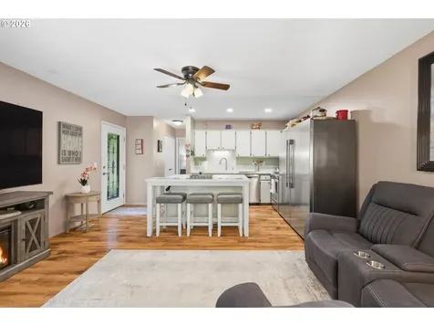 490 N Hayden Island Drive Portland OR 97217
