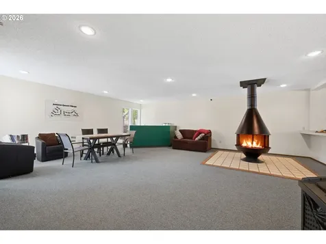 490 N Hayden Island Drive Portland OR 97217