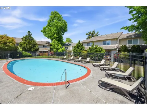 490 N Hayden Island Drive Portland OR 97217