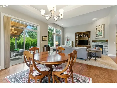 15644 Fieldstone Drive Lake Oswego OR 97035