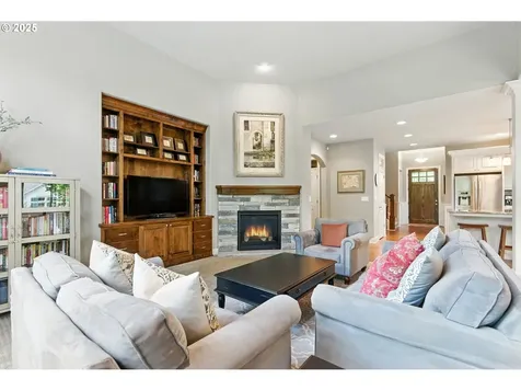 15644 Fieldstone Drive Lake Oswego OR 97035