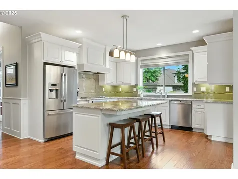 15644 Fieldstone Drive Lake Oswego OR 97035