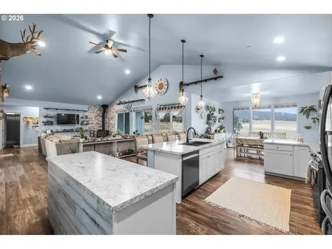 8997 NW Elizabeth Way Prineville OR 97754